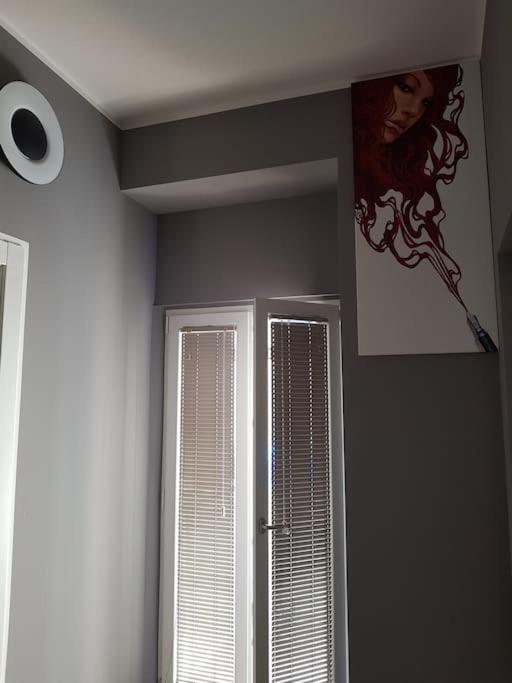 Still Und Stilvoll Im Stadtzentrum Appartement Triëst Buitenkant foto